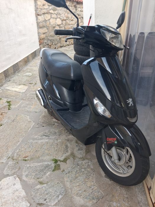 Скутер 50 кубика пежо цена 950 лева