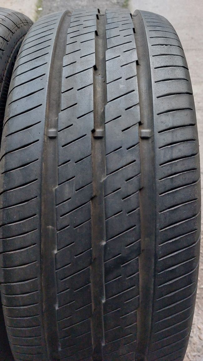 Гуми за Бус 235/65/16 C Continental VancoEco 4 броя