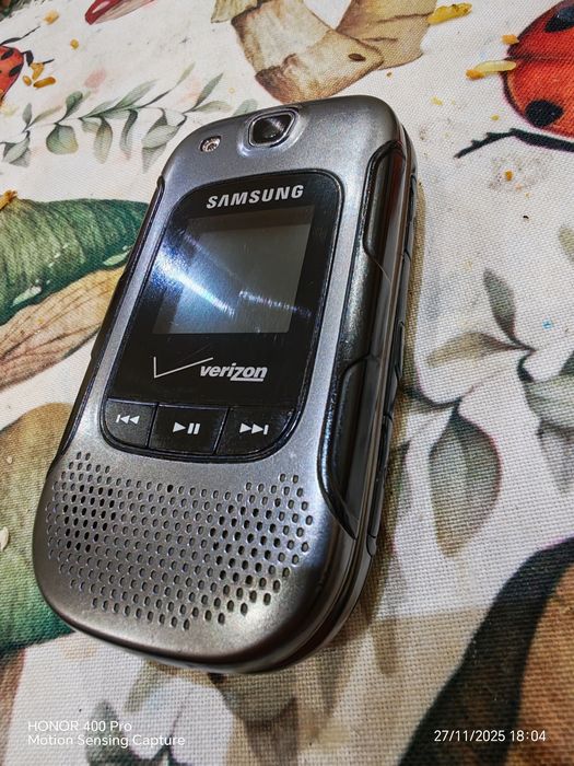 Perfektum samsung verzon 3 canvoy sotiladi