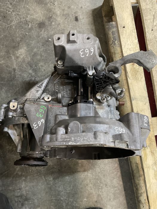 cutie de viteze 6 trepte volkswagen golf 7 hatchback  1.4 benzina 2014