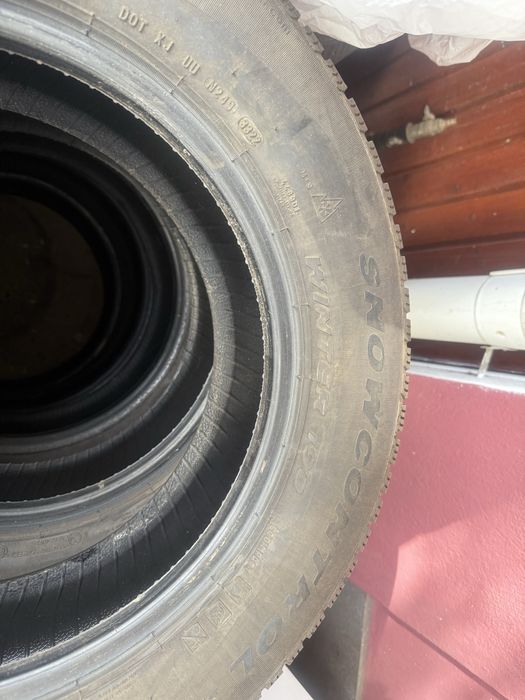 Cauciucuri de iarna 195/65 R15 Pirelli Snowcontrol
