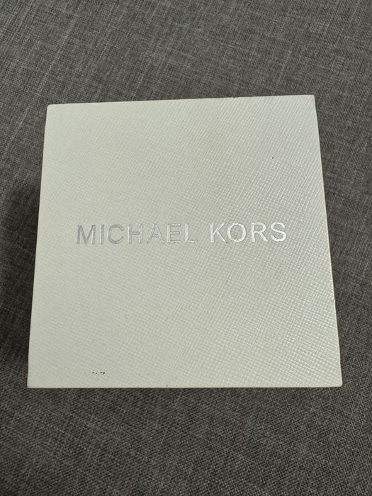 Michael Kors златен часовник