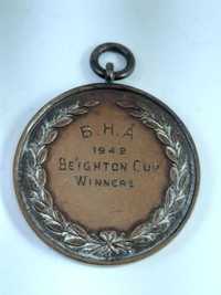 Foarte rara medalie din bronz B.H.A.Beighton Winners Cup 1942