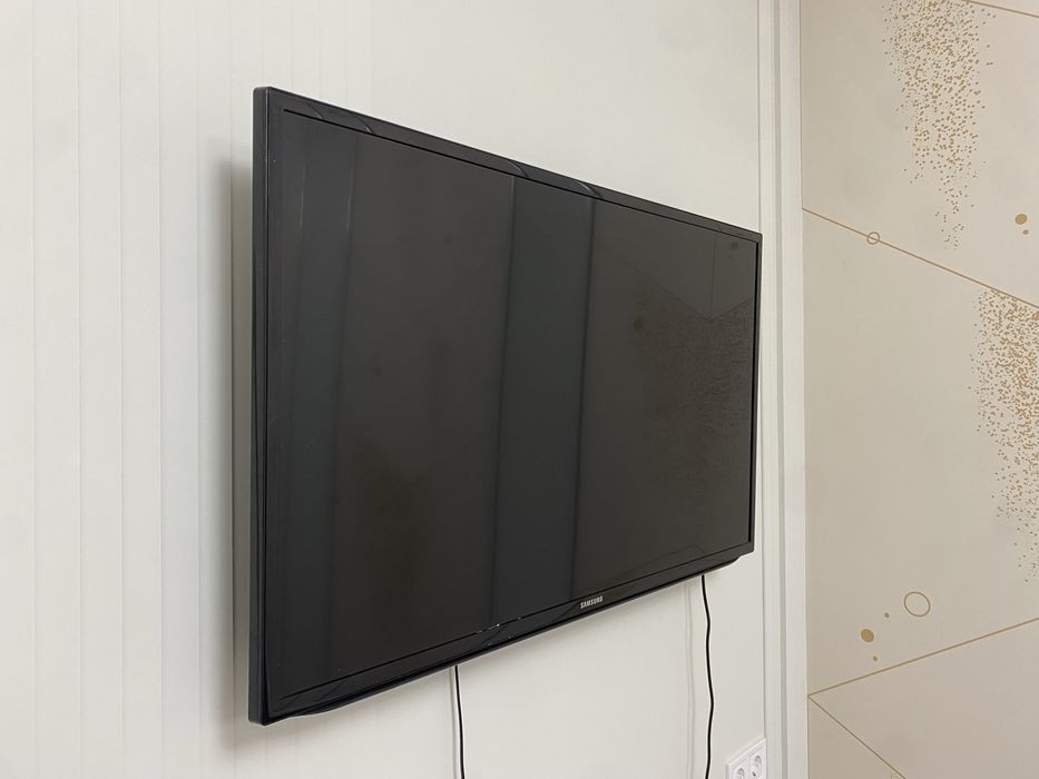 Продам тетевизор samsung