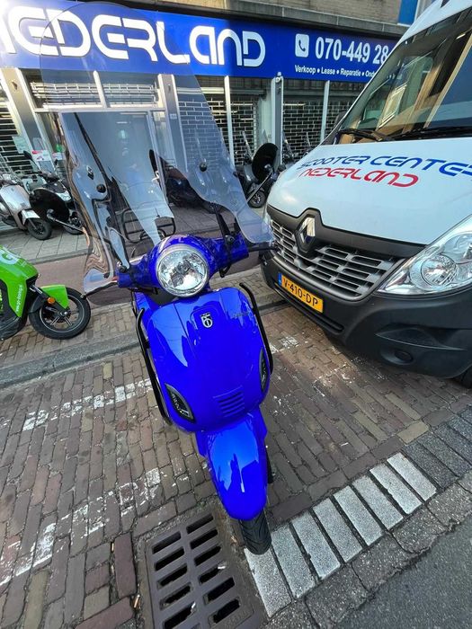 Scooter BTC Felice Luxury - Albastru | 2023 | Stare Excelentă
