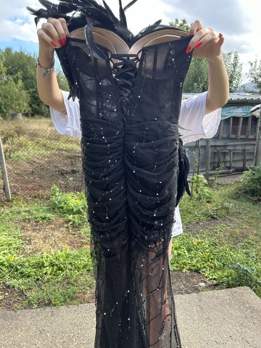 Абитуриентска рокля