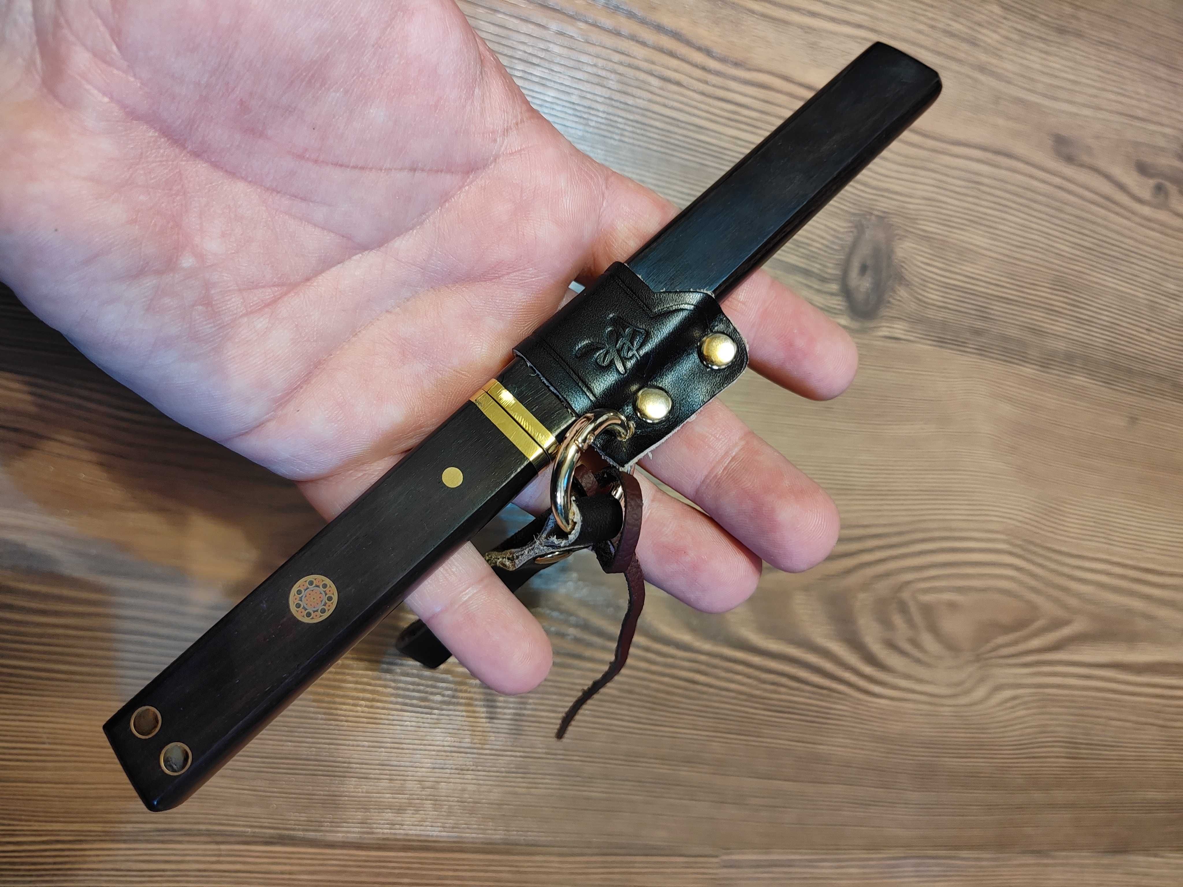 Cutit japonez Kodachi, otel Damasc, 2 modele, teaca lemn teak