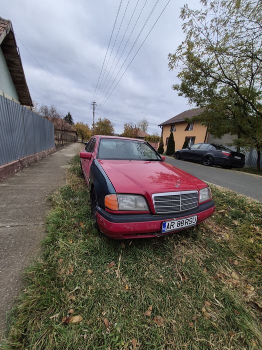 Vând Mercedes W202 C180 an 1995