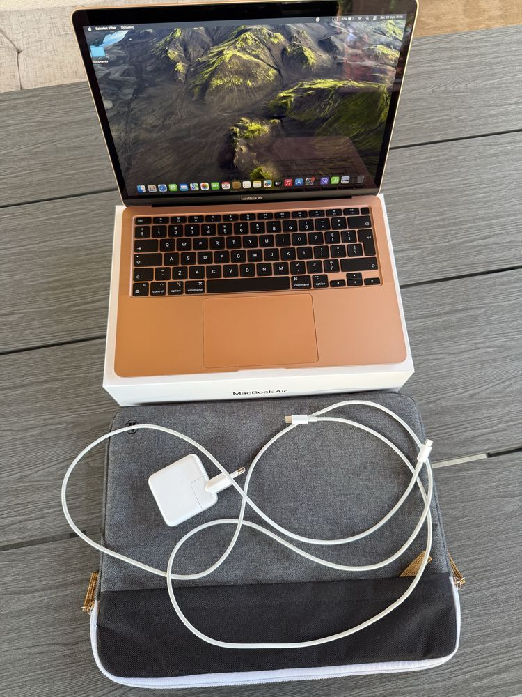 MacBook Air 13-inch
