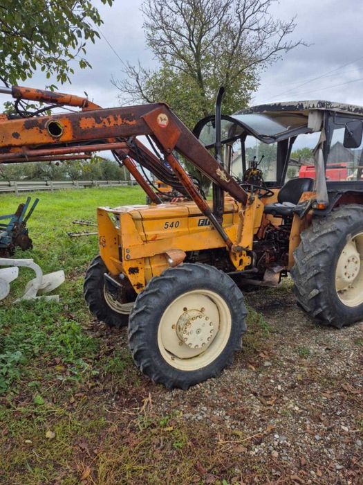 Tractor Fiat 4x4 cu incarcator