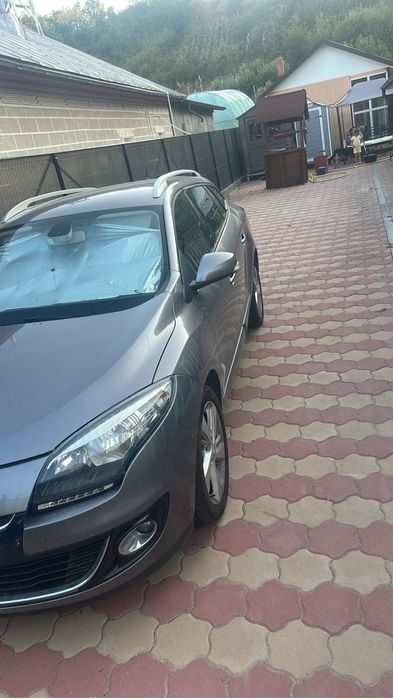 Vand renault megane 3 3500 euro usor negociabil