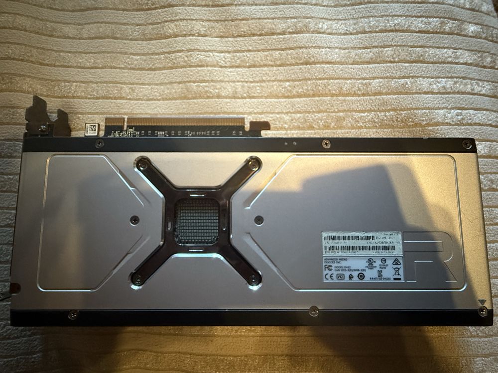 PowerColor AMD Radeon RX 6800 16GB GDDR6 – в неработещо състояние.