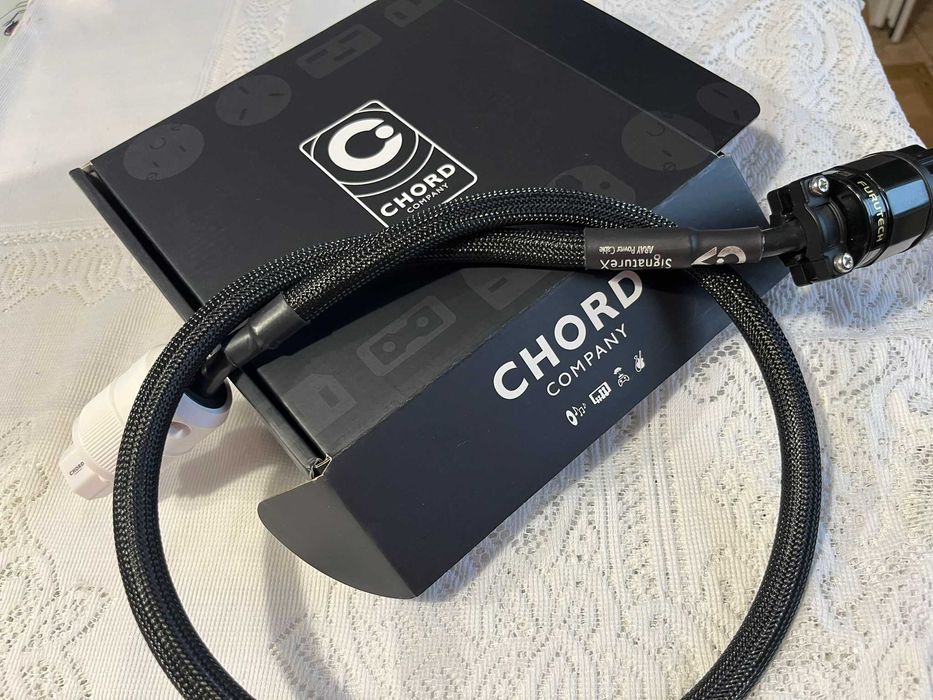 Cablu alimentare Chord SignatureX 1an si 7 luni Garantie