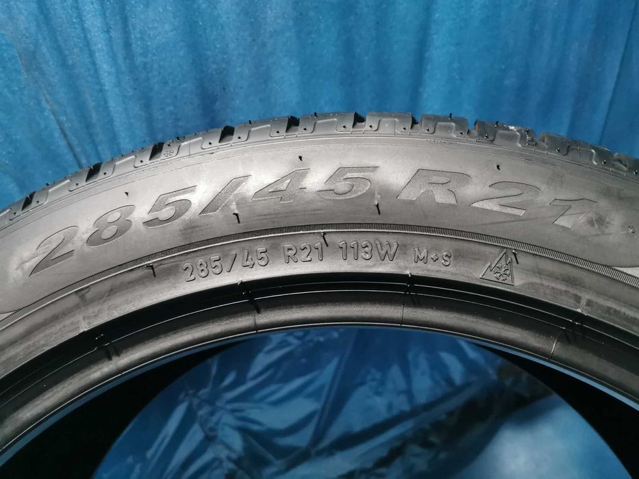285 45 21 pirelli m+s 4 buc