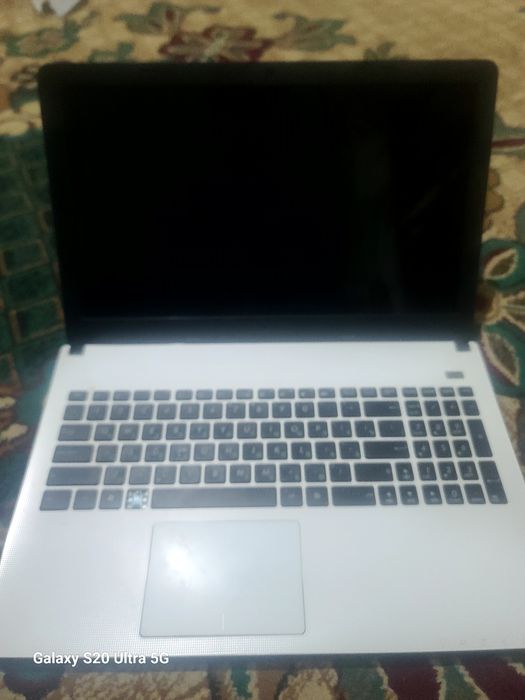 Asus opirativka 2gb hdd windows 10 256gb