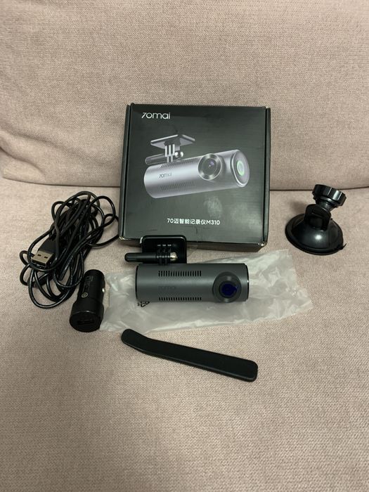 Vand camera auto  70 Mai Dash cam M310
