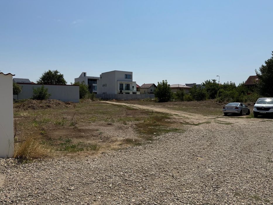Teren cu Autorizatie C. Vila cu Piscina in Zona Rezidentiala Pipera