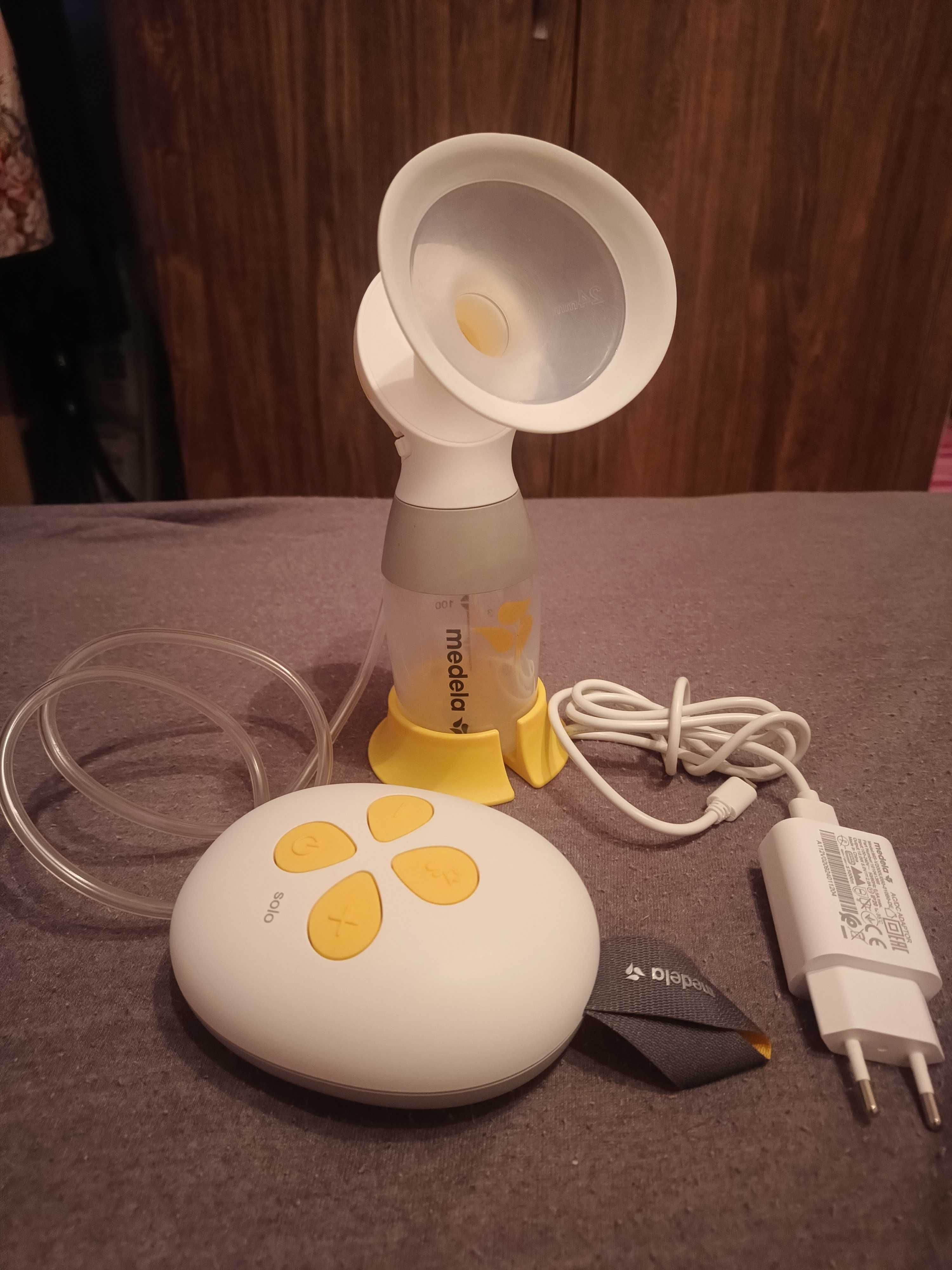 Електрическа двуфазна помпа за кърма Medela Solo