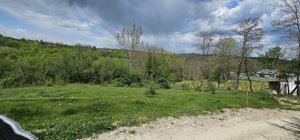 Teren de vanzare Valea Unghiului Prahova