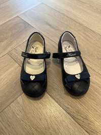 Туфли для девочки Kapika 25 размер