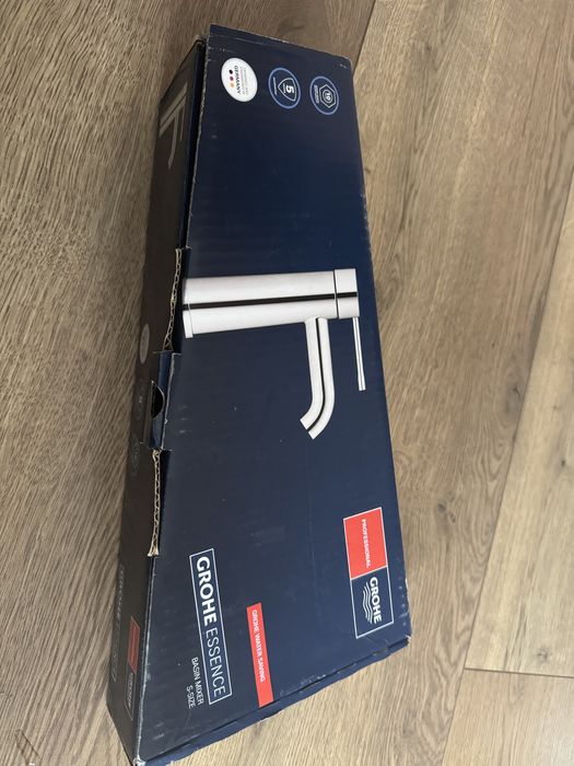 Смесител за мивка Grohe 24172DA1