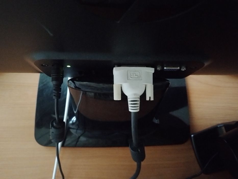 Монитор hp full hd