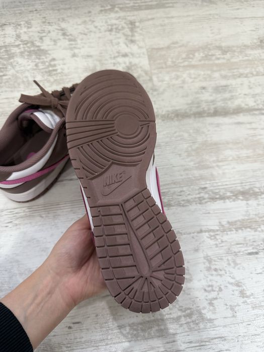 Дамски маратонки Nike Dunk Low