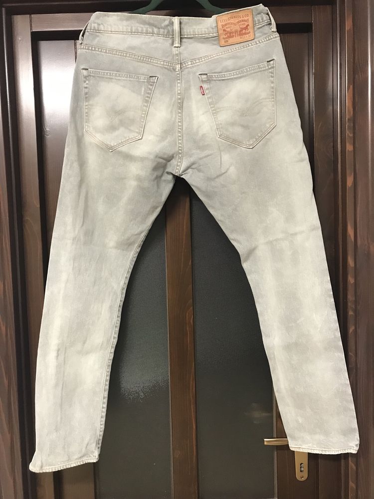 Blugi Levi's Levis 520