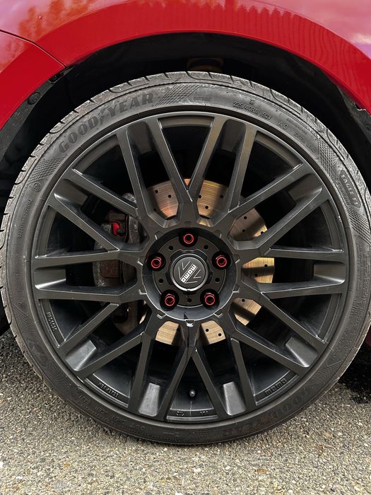 Jante Momo Revenge R18 5x114.3