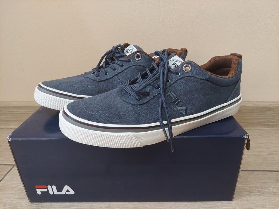 Нови оригинални маратонки FILA номер  40
