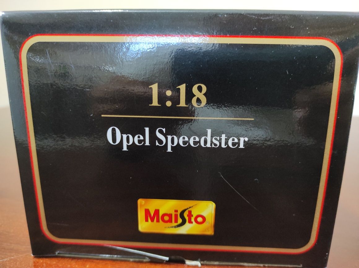 Machetă 1:18 Opel Speedster, nouă sigilată.