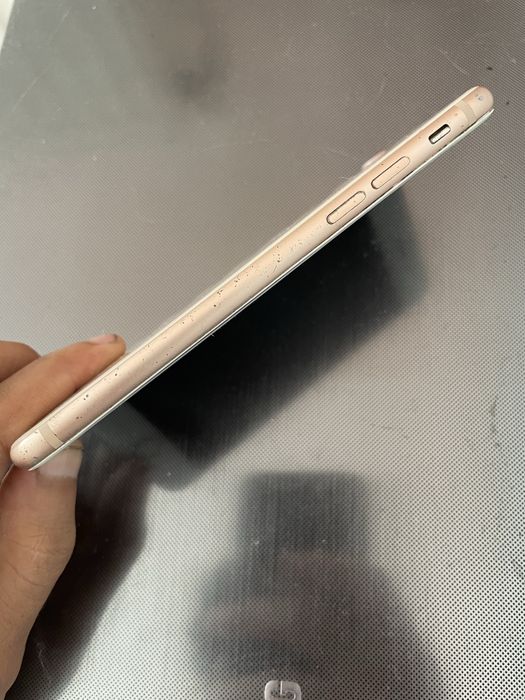 Vand iphone 8 64gb rosegold
