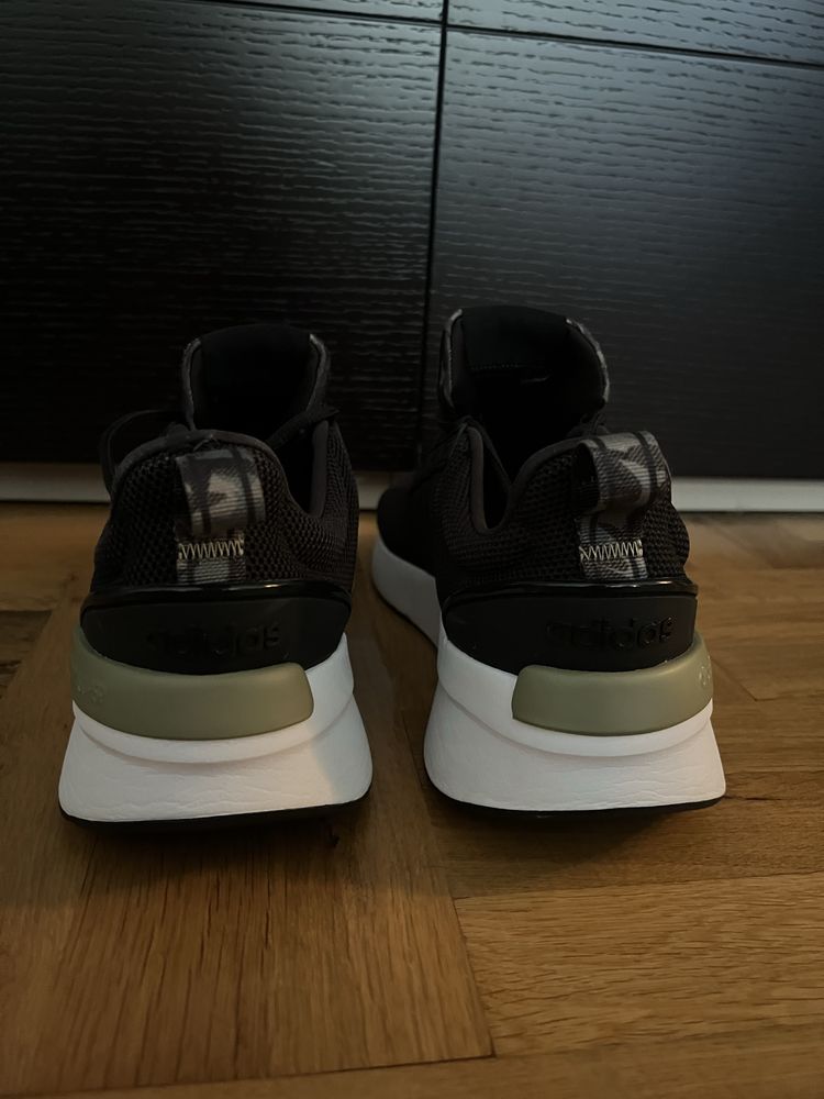Adidas primegreen мъжки маратонки размер 44 1/2