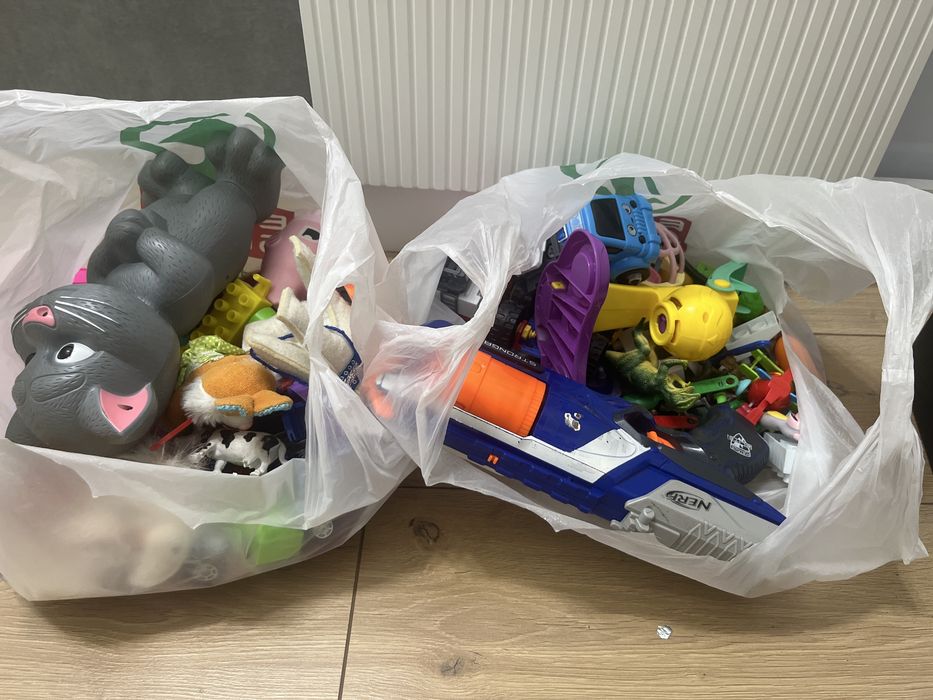 Отдам игрушки бесплатно