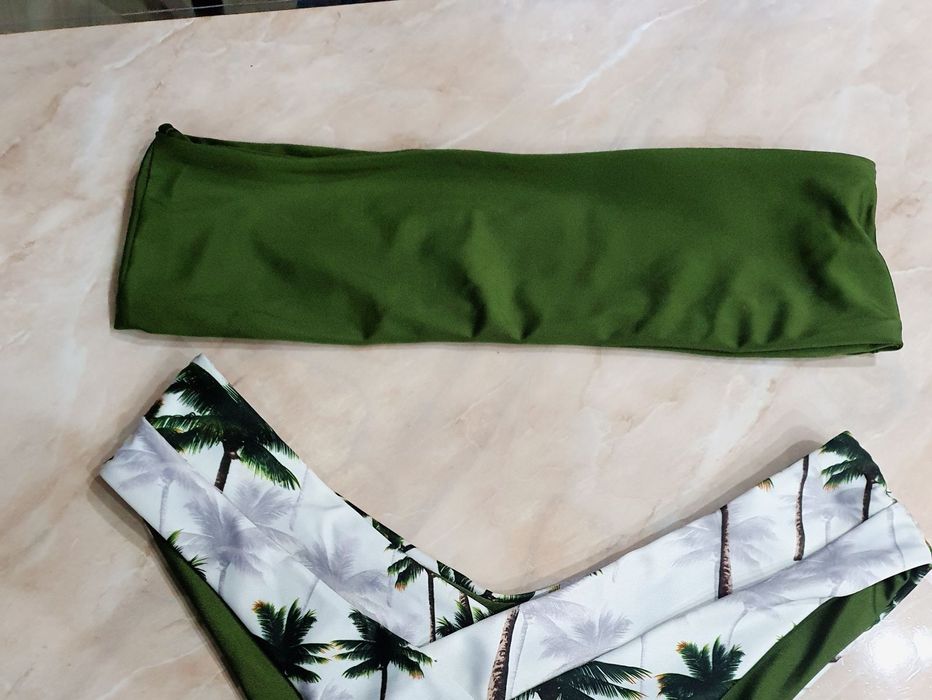 Бански на палмички