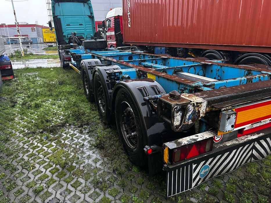 Remorca containere Schmitz