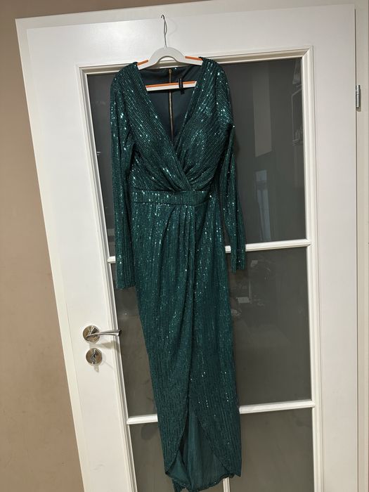 Страхотна рокля с пайети