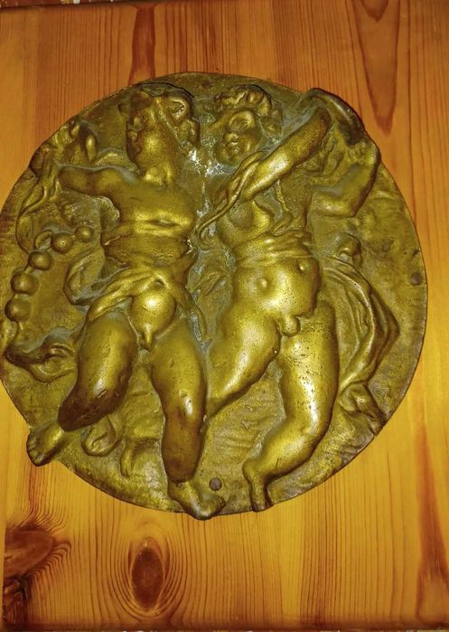 Basoreliefuri din bronz influente Art Nouveau sau Art Deco