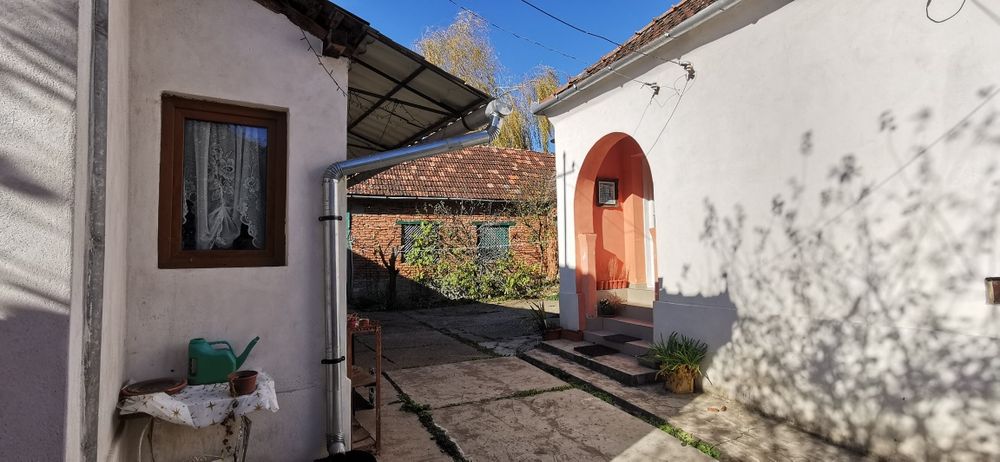 Casă de vânzare comuna Bârzava