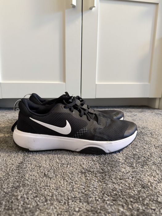 Adidasi sport barbati nike