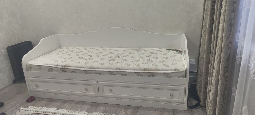 Кровать детская.