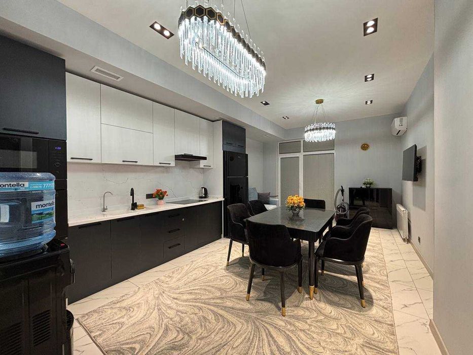 ГОТОВЫЙ АРЕНДАТОР! Шикарная 2х ком кв-ра в Центре Города! Ц-1 ID02