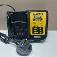 Ново зарядно Dewalt DCB113