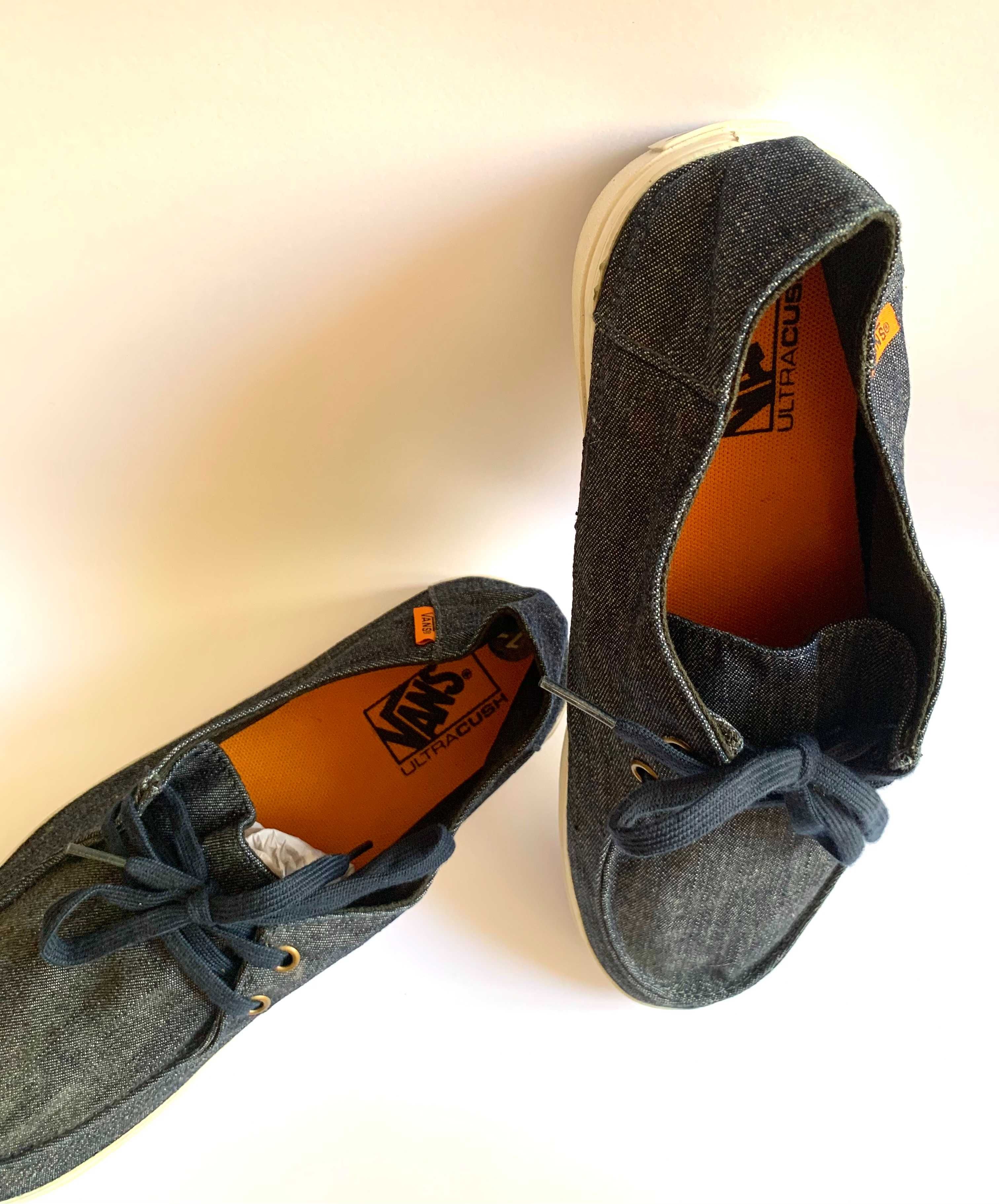Кецове Vans от деним  44,5
