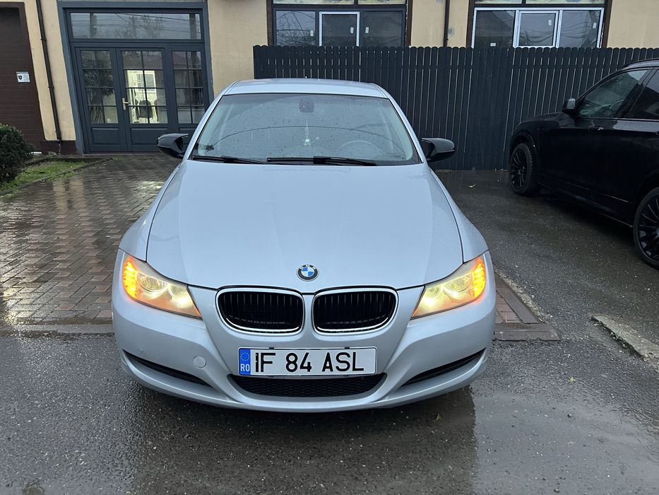 Bmw E90 / 2.0D 116 CP/ anul 2010 facelift/ impecabil / Accept Variante