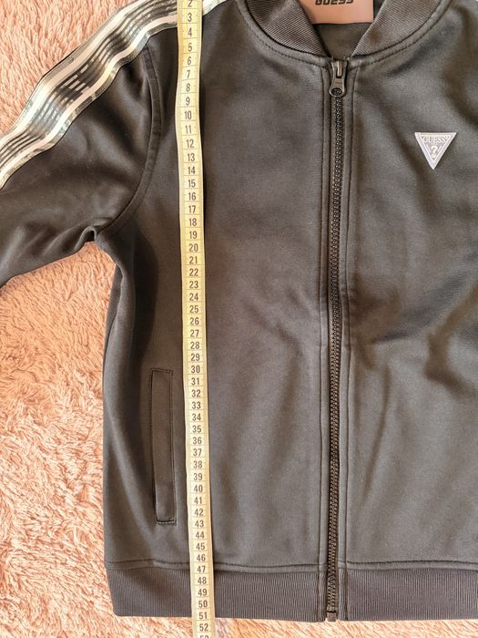 Детски оригинален екип GUESS 10г.
