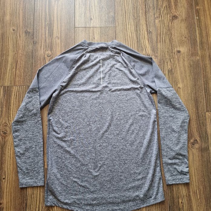 Страхотна мъжка спортна блуза NІКЕ, размер
S,без забележки като ново е