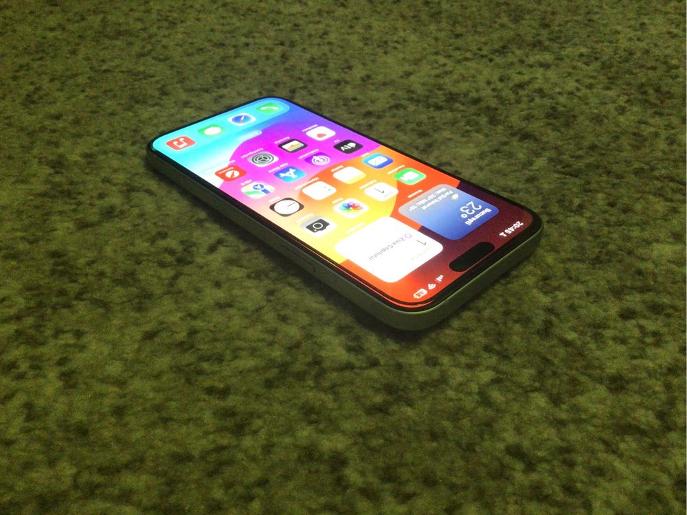 iPhone 15 PLUS  blue 128 gb 92% baterie