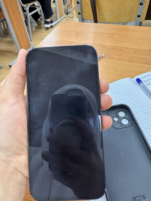 Iphone 12 128gb usilinniy
