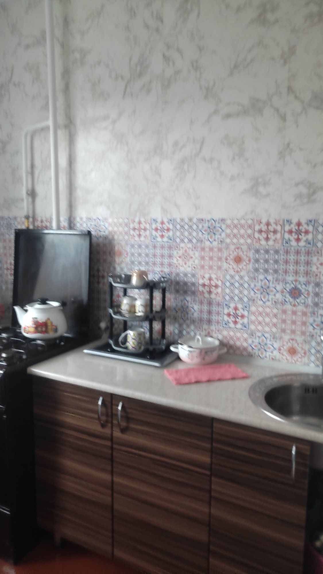 Продам 2 комнатную квартиру в районе Завода Зенит.